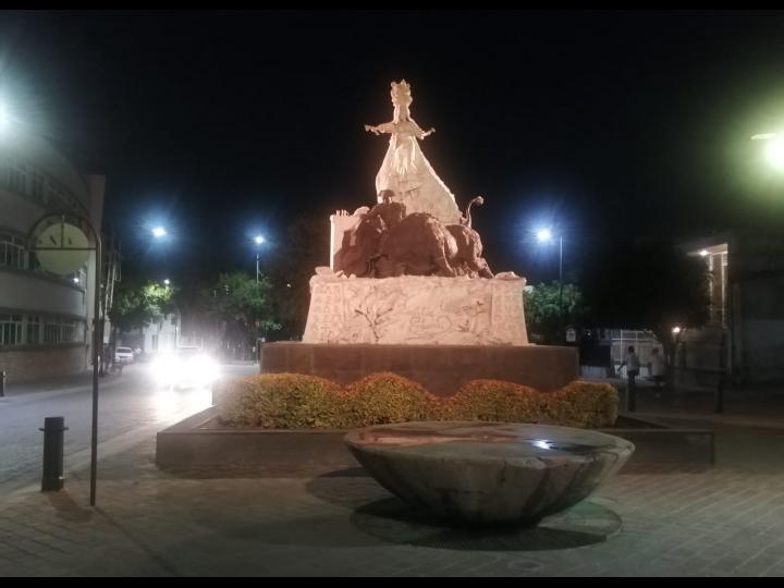 HB LEDS - Monumento a Gaona