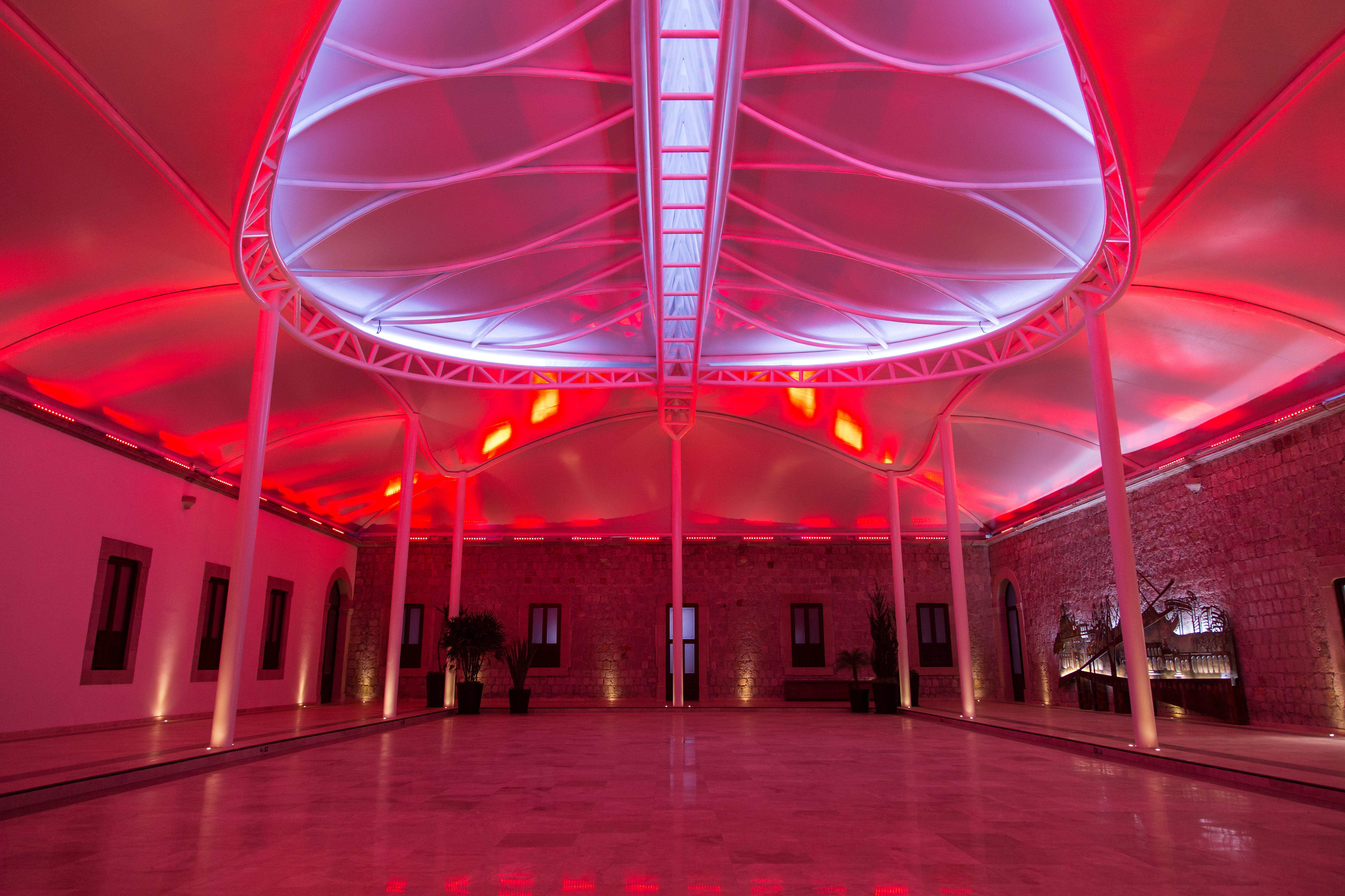 Centro Cultural y de Convenciones Bicentenario - CCB - HB LEDS