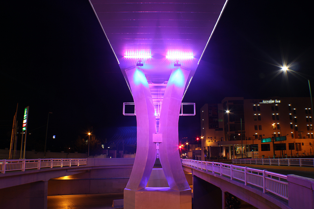 Puente del Amor - HB LEDS
